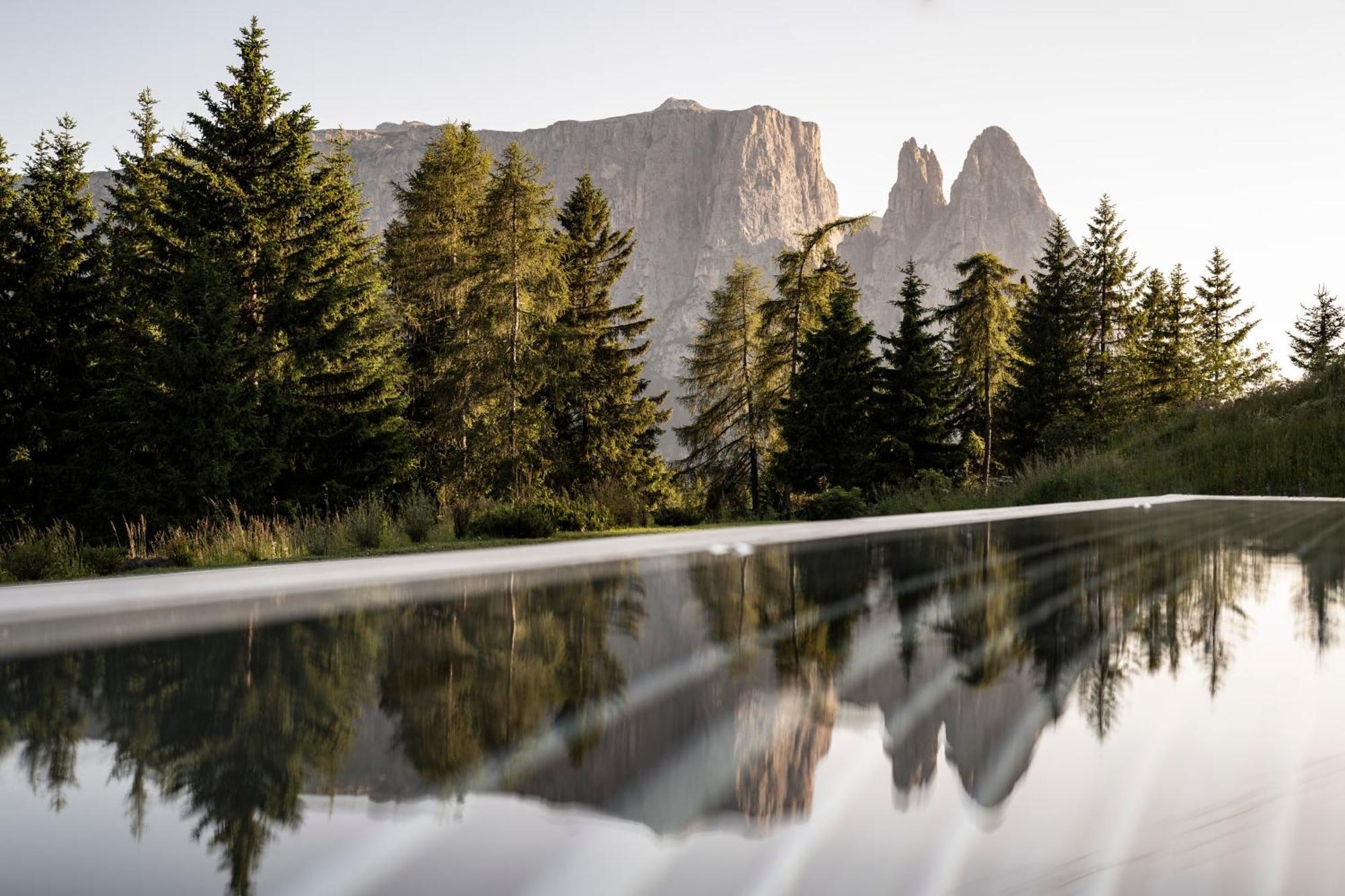 Hotel Schmung Alpe Di Siusi Eksteriør billede